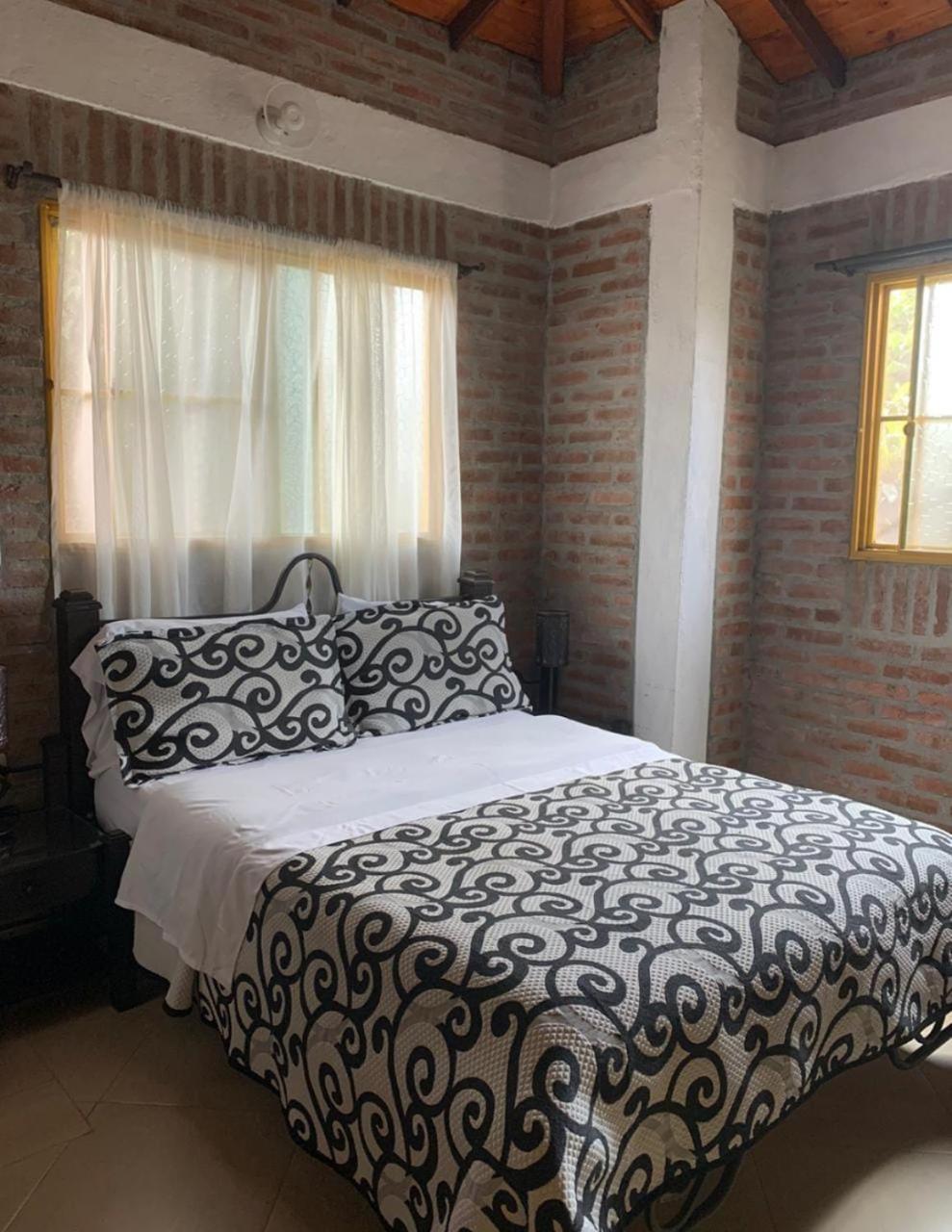 Cabanas La Carolina - Mesa De Los Santos Лос-Сантос Экстерьер фото