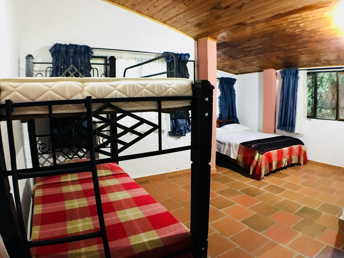 Cabanas La Carolina - Mesa De Los Santos Лос-Сантос Экстерьер фото