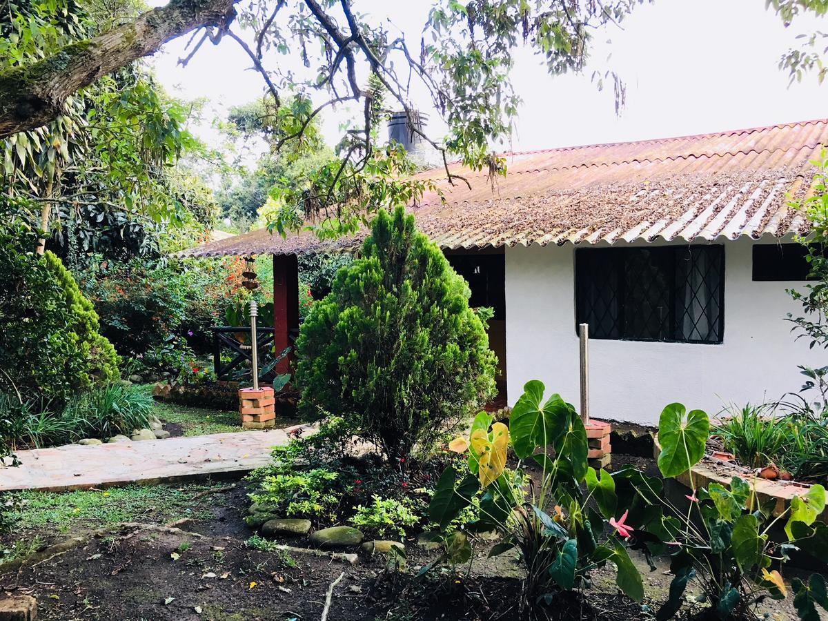 Cabanas La Carolina - Mesa De Los Santos Лос-Сантос Экстерьер фото